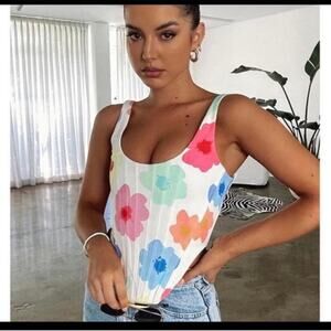 Chic corset top with vibrant
